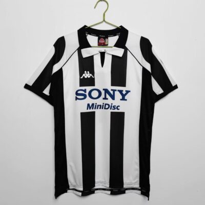 Juventus 1998-99 home retro