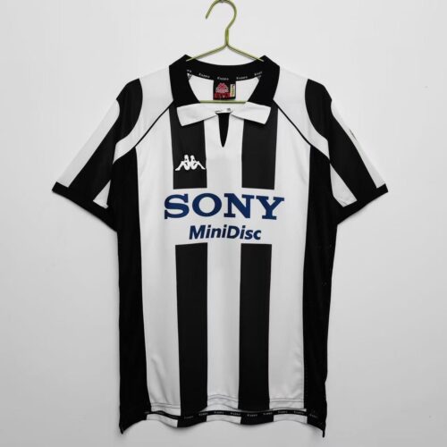 Juventus 1998-99 home retro
