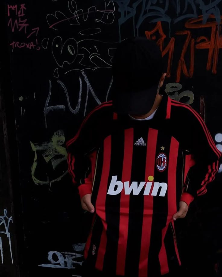 Ac milan 2000-01 away  retro